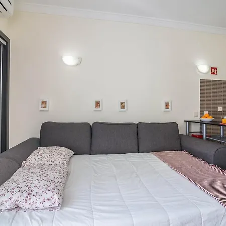 Albufeira Beach Studio Apartamento *