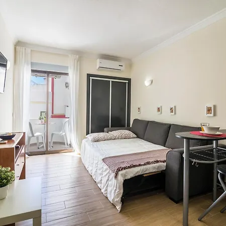 Апартаменты Albufeira Beach Studio